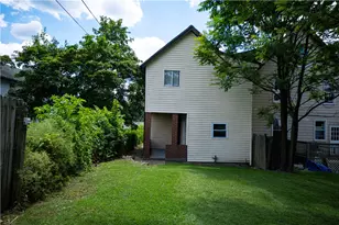 1067 Cleveland Ave, Brackenridge, PA 15014 - Photo 4