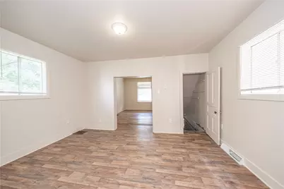 1067 Cleveland Ave, Brackenridge, PA 15014 - Photo 10