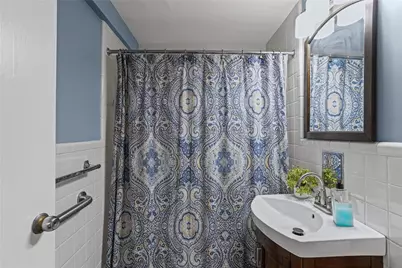 4601 Fifth #221, Pittsburgh, PA 15213 - Photo 28