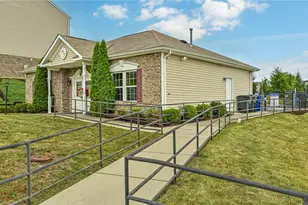 691 Freedom Dr, Collier Township, PA 15106 - Photo 32