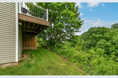 691 Freedom Dr, Collier Township, PA 15106 - Photo 30