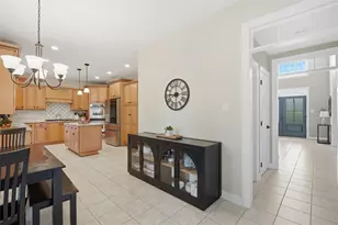 903 Gateway Cir, Greensburg, PA 15601 - Photo 12