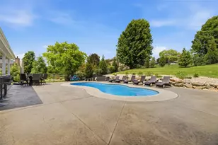 903 Gateway Cir, Greensburg, PA 15601 - Photo 36