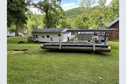 129 Old Farm Ln, Brady's Bend Township, PA 16028 - Photo 18
