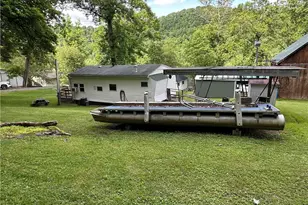 129 Old Farm Ln, Brady's Bend Township, PA 16028 - Photo 18