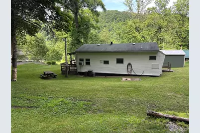 129 Old Farm Ln, Brady's Bend Township, PA 16028 - Photo 18