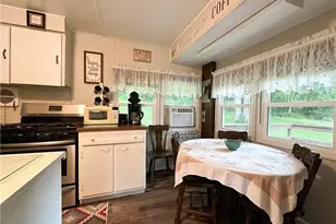 129 Old Farm Ln, Brady's Bend Township, PA 16028 - Photo 4