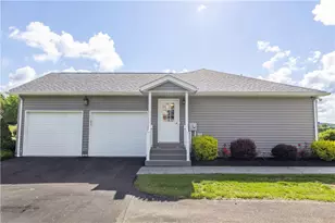 28 Cathie Dr, Sandy Lake Boro, PA 16145 - Photo 4