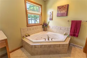 28 Cathie Dr, Sandy Lake Boro, PA 16145 - Photo 10