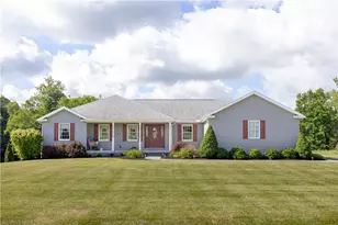 28 Cathie Dr, Sandy Lake Boro, PA 16145 - Photo 1