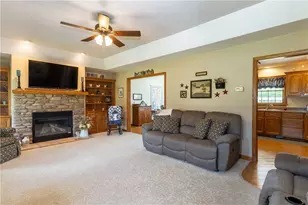 28 Cathie Dr, Sandy Lake Boro, PA 16145 - Photo 14