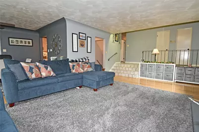 4944 Plymouth Rd, Pittsburgh, PA 15227 - Photo 8