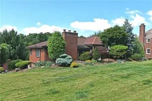 4944 Plymouth Rd, Pittsburgh, PA 15227 - Photo 2
