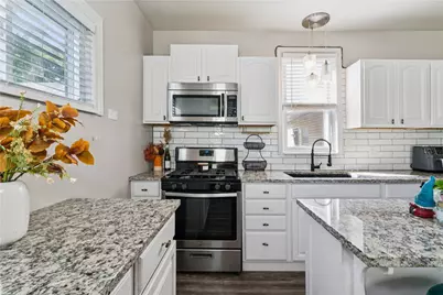 1016 9th Avenue, New Brighton, PA 15066 - Photo 8