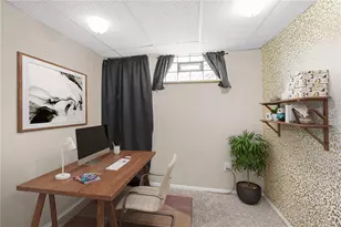 200 Beisner Ave, Pittsburgh, PA 15227 - Photo 16