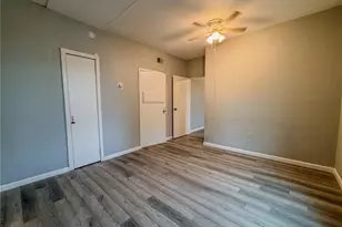 548 Hansen Ave, City of But SW, PA 16045 - Photo 8