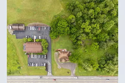 1154 Pittsburgh Rd, Valencia, PA 16059 - Photo 2