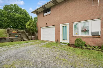 1154 Pittsburgh Rd, Valencia, PA 16059 - Photo 34