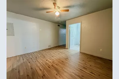 548 Hansen Ave #9, City of But SW, PA 16045 - Photo 8