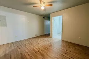 548 Hansen Ave, City of But SW, PA 16045 - Photo 8
