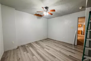 548 Hansen Ave, City of But SW, PA 16045 - Photo 16
