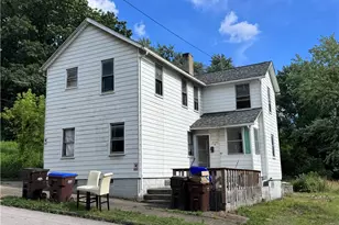 270 Liberty St, Sharon, PA 16146 - Photo 2