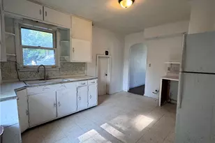 270 Liberty St, Sharon, PA 16146 - Photo 2