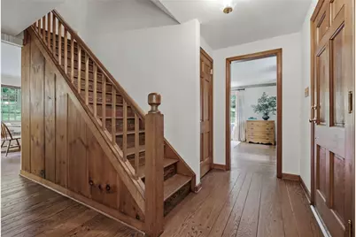 10580 Landau Dr, Pittsburgh, PA 15090 - Photo 6