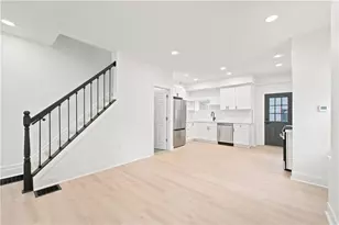 352 39th St, Pittsburgh, PA 15201 - Photo 8