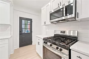 352 39th St, Pittsburgh, PA 15201 - Photo 10