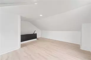 352 39th St, Pittsburgh, PA 15201 - Photo 22