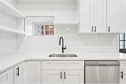 352 39th St, Pittsburgh, PA 15201 - Photo 2