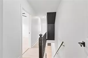 352 39th St, Pittsburgh, PA 15201 - Photo 14