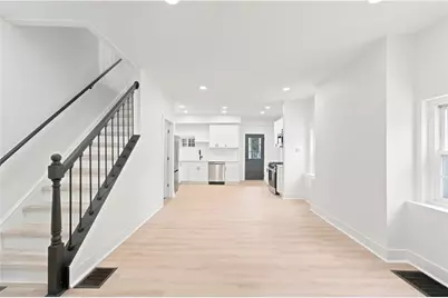 352 39th St, Pittsburgh, PA 15201 - Photo 2
