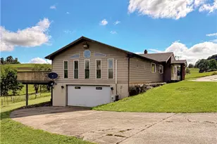 621 Washington Pike, Avella, PA 15312 - Photo 40