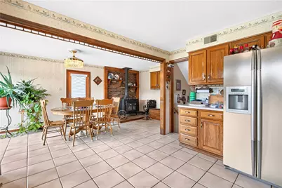 180 Camp Run Rd, Lancaster Township, PA 16037 - Photo 12