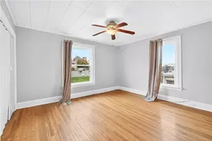 105 Center Ave, Mt Pleasant Boro, PA 15666 - Photo 38