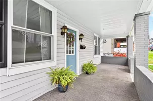 105 Center Ave, Mt Pleasant Boro, PA 15666 - Photo 6