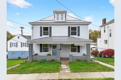 105 Center Ave, Mt Pleasant Boro, PA 15666 - Photo 1