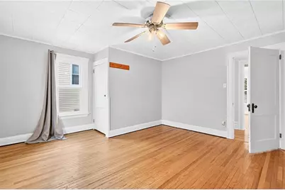 105 Center Ave, Mt Pleasant Boro, PA 15666 - Photo 32