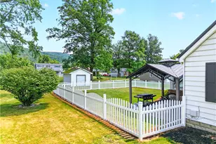 160 Elizabeth St, South Union Township, PA 15445 - Photo 6