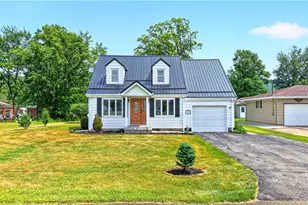 160 Elizabeth St, South Union Township, PA 15445 - Photo 2