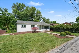 111 McKenzie Dr, Pittsburgh, PA 15235 - Photo 2