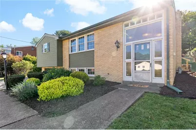 220 Amity Road, Ross Twp, PA 15116 - Photo 2