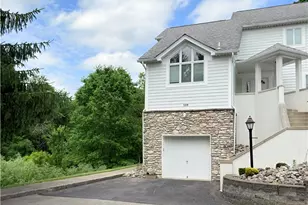 139 St Thomas Dr, Patterson Township, PA 15010 - Photo 2
