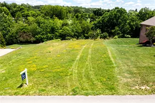 103 Brookhaven Dr, Center Township, PA 15001 - Photo 12