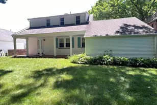 105 E Englewood Ave, New Castle, PA 16105 - Photo 4