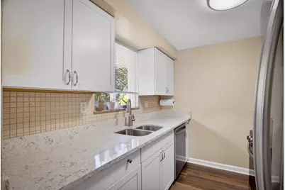 941 Logan Rd, Bethel Park, PA 15102 - Photo 10