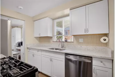941 Logan Rd, Bethel Park, PA 15102 - Photo 14