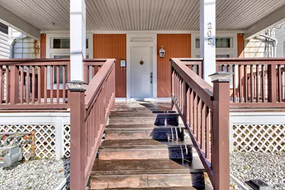 205 N 3rd Street, Jeannette, PA 15644 - Photo 2